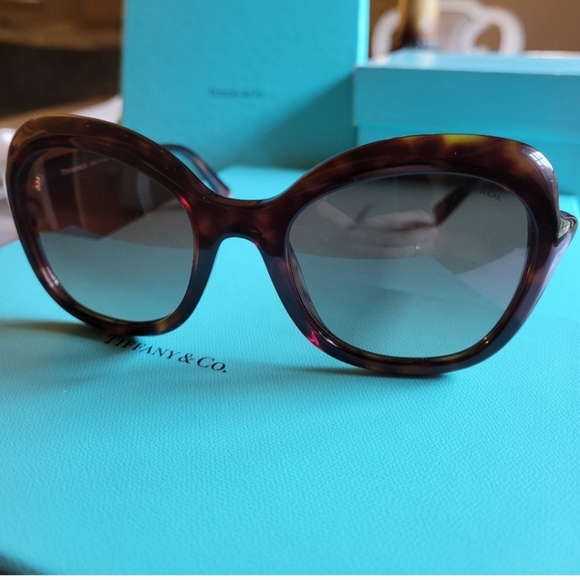 Tiffany & Co Pillow Sunglasses Havanah TF4154b - Picture 5 of 13